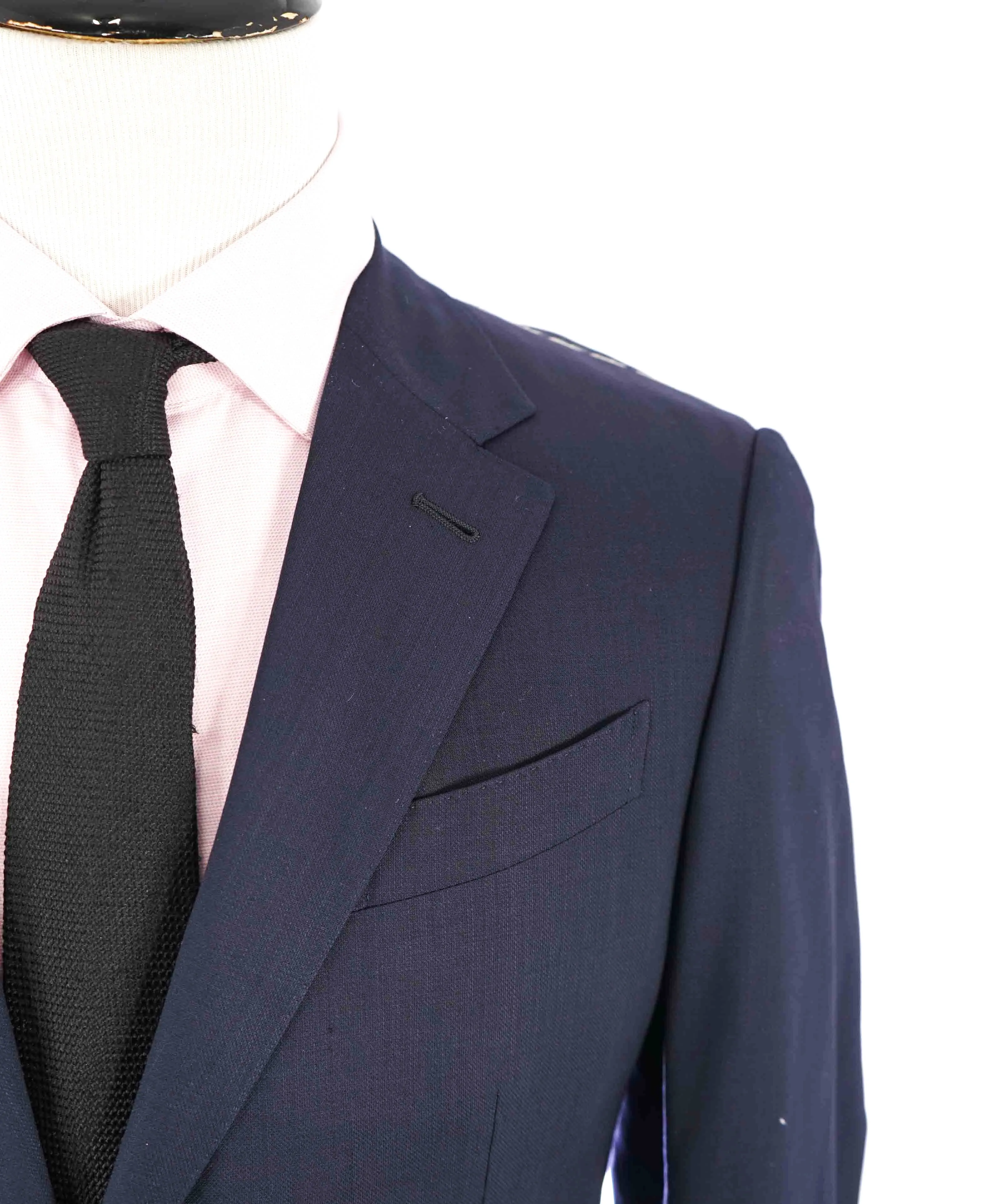 $3,290 ERMENEGILDO ZEGNA-“HIGH PERFORMANCE PACKAWAY” Navy Blazer- 42S