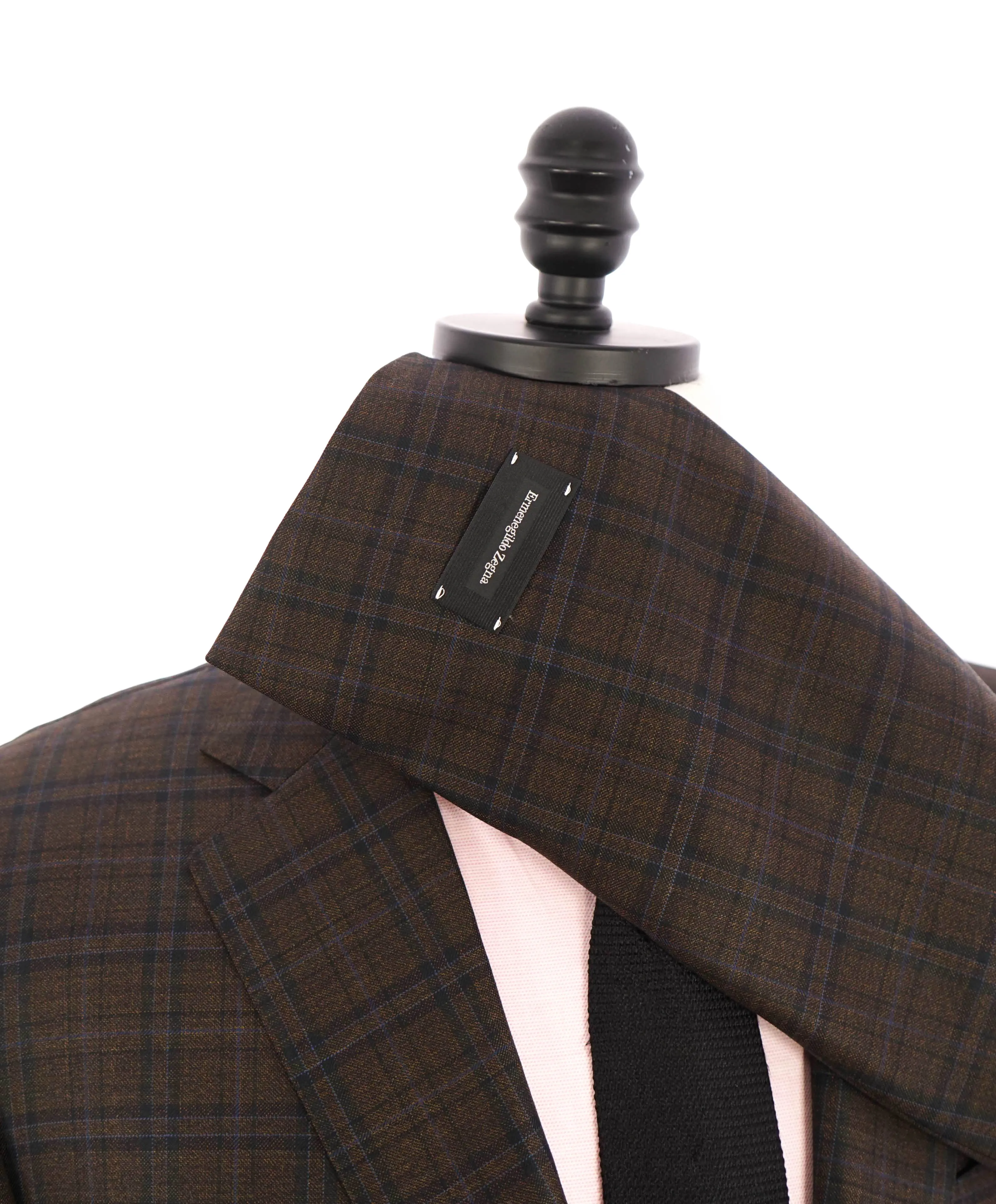 $3,290 ERMENEGILDO ZEGNA- “LANA SUPERFINE” Brown/Blue Check Blazer- 46R