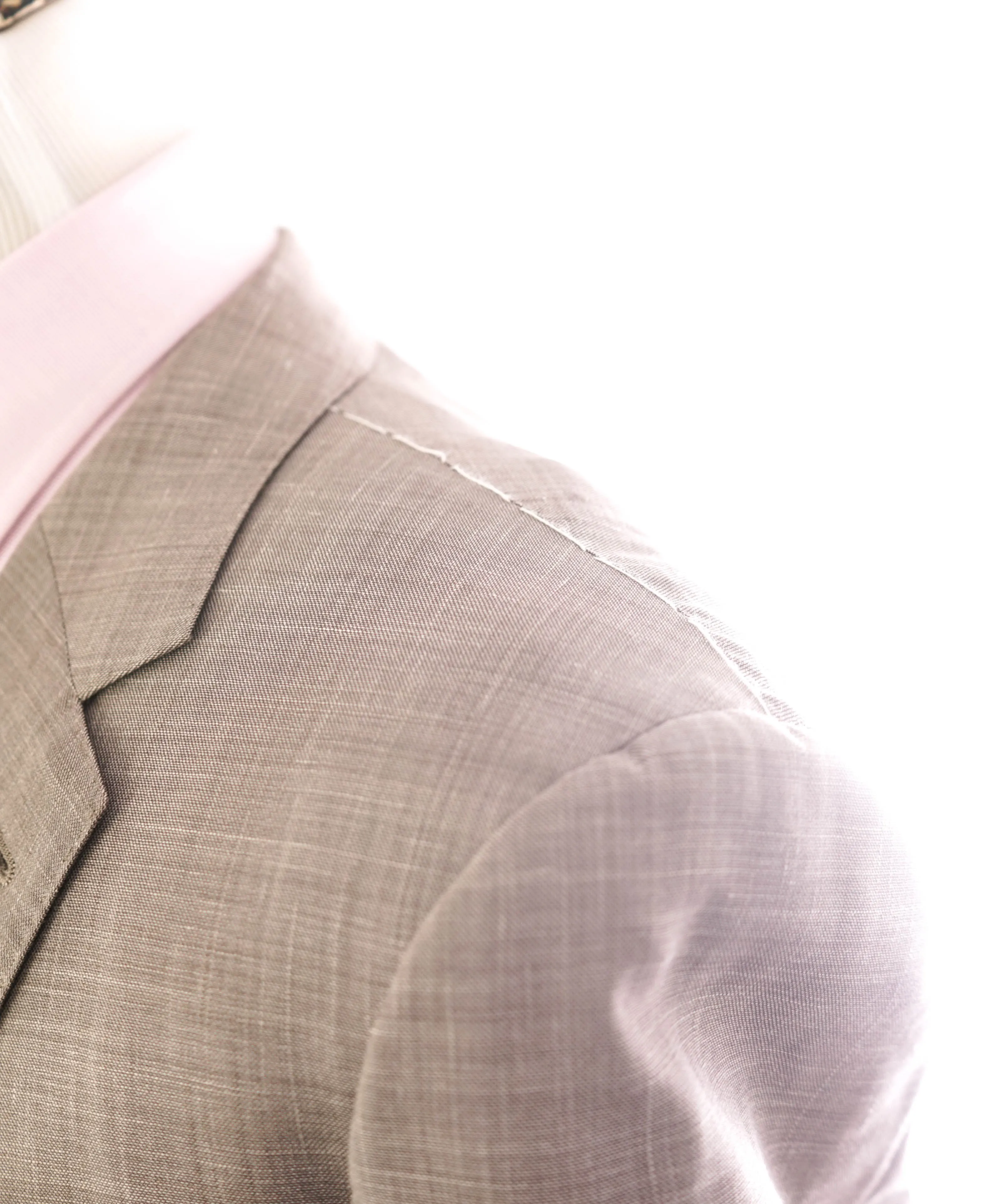 $3,290 ERMENEGILDO ZEGNA- “TORFEO SUMMER” Taupe W/SLK/L Blazer- 48R