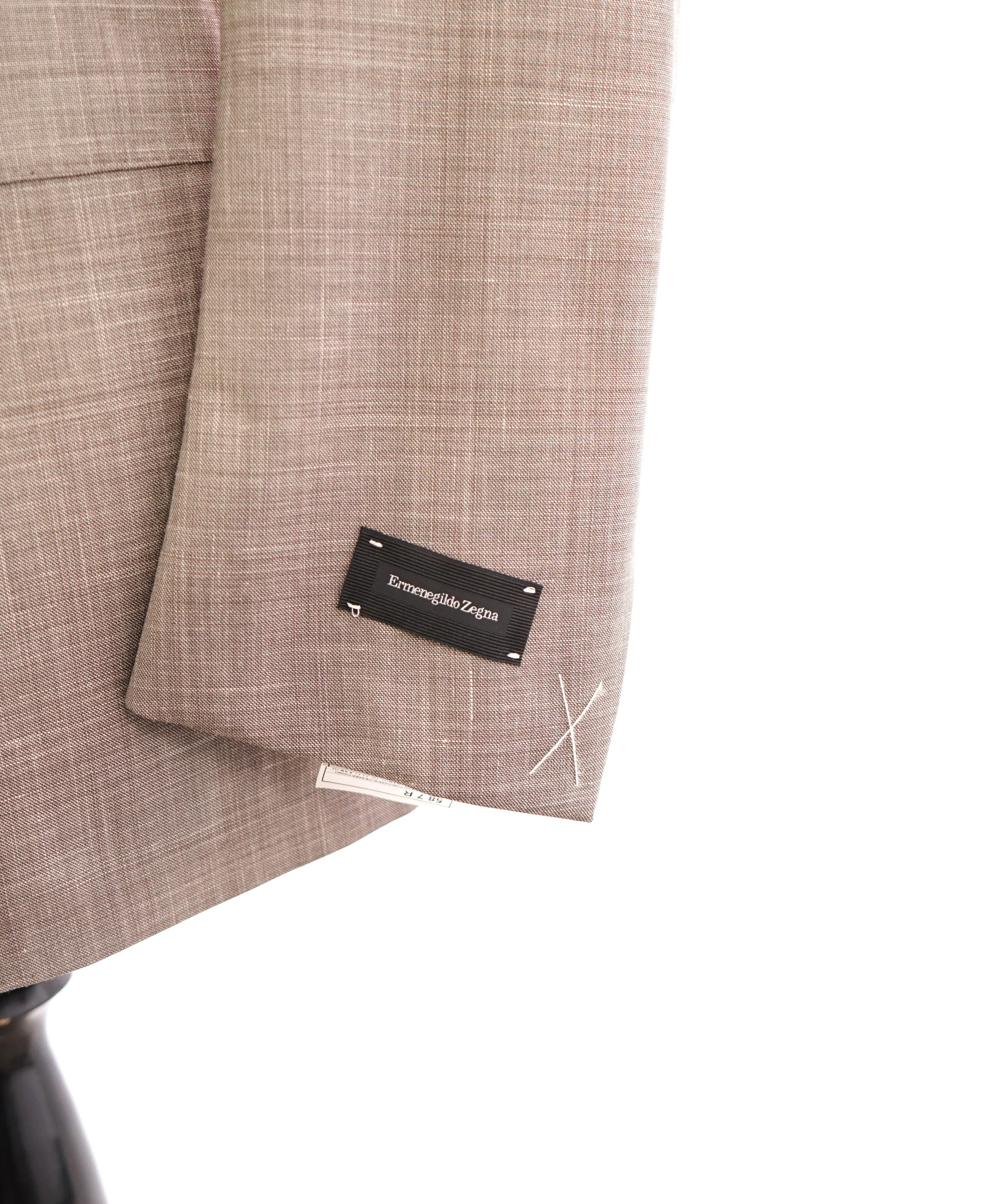 $3,290 ERMENEGILDO ZEGNA- “TORFEO SUMMER” Taupe W/SLK/L Blazer- 48R