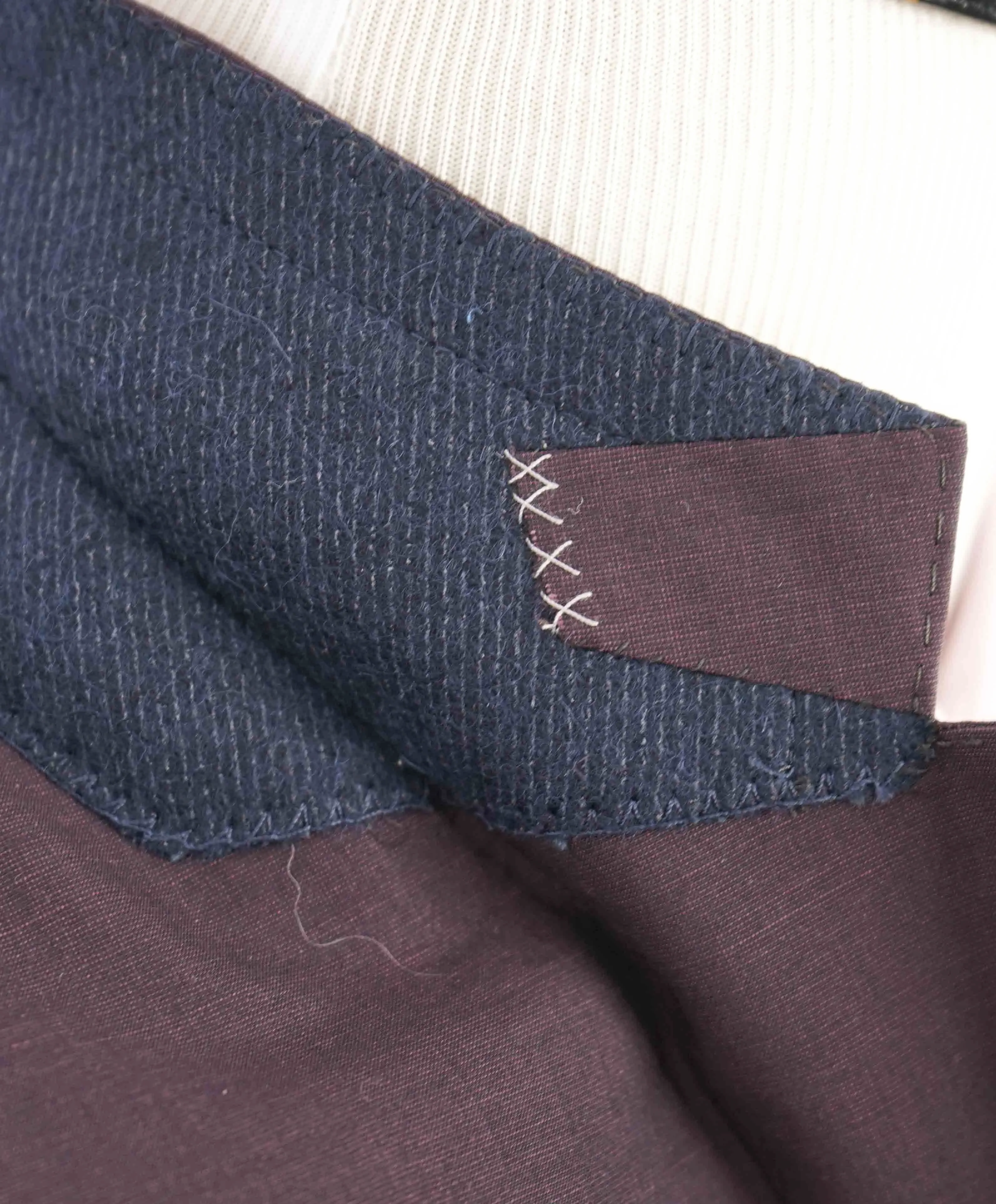 $3,295 ERMENEGILDO ZEGNA -“LEGGERISSIMO" SILK BURGUNDY Red Blazer - 42R