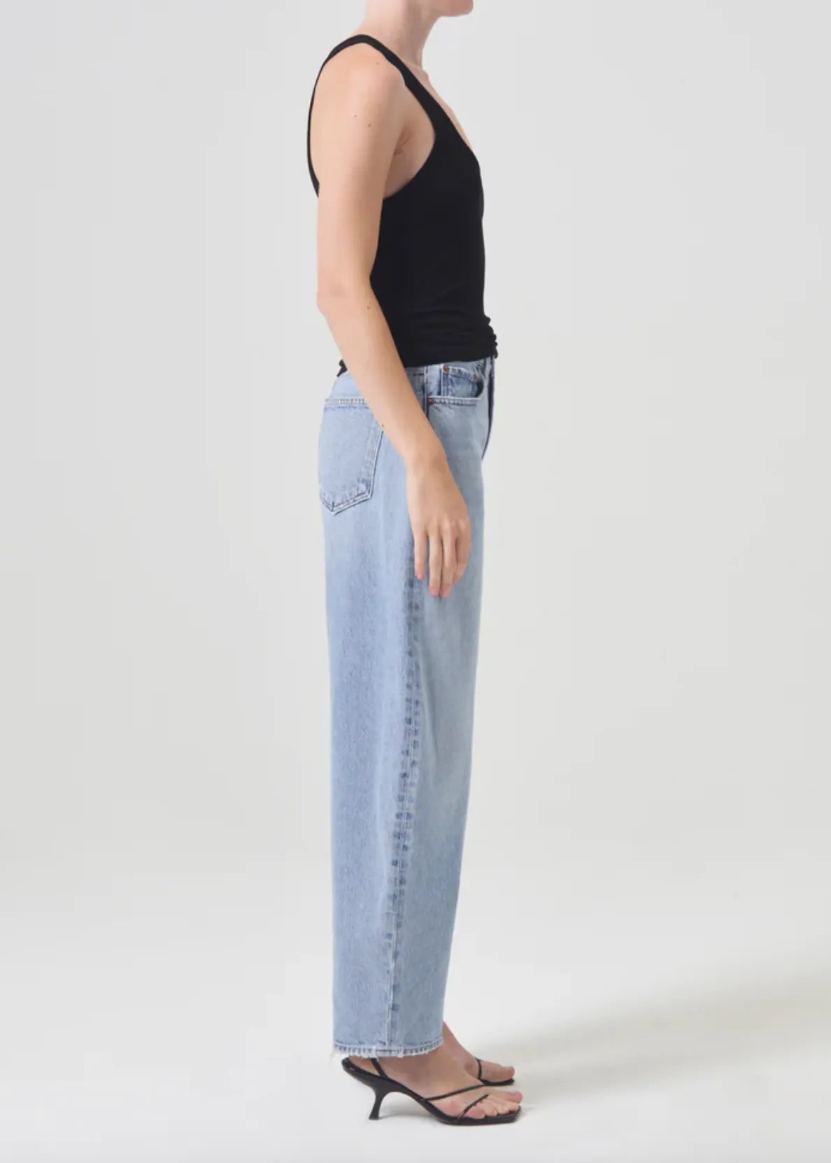 Balloon Pale Conflict Jeans