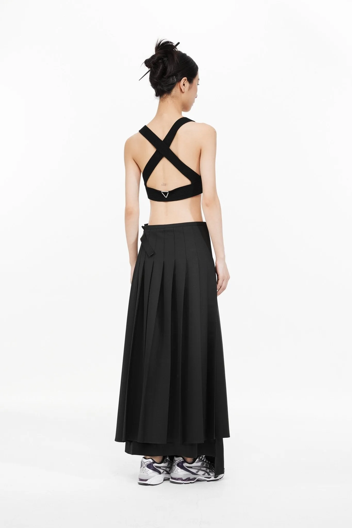 Black Mixed Fabric Patchwork Pleated Irregular Design Mid-Length Skirt
