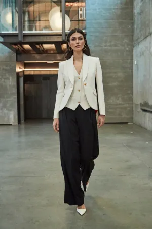 BLAZER BLANCA CON CONTRASTE MADISON