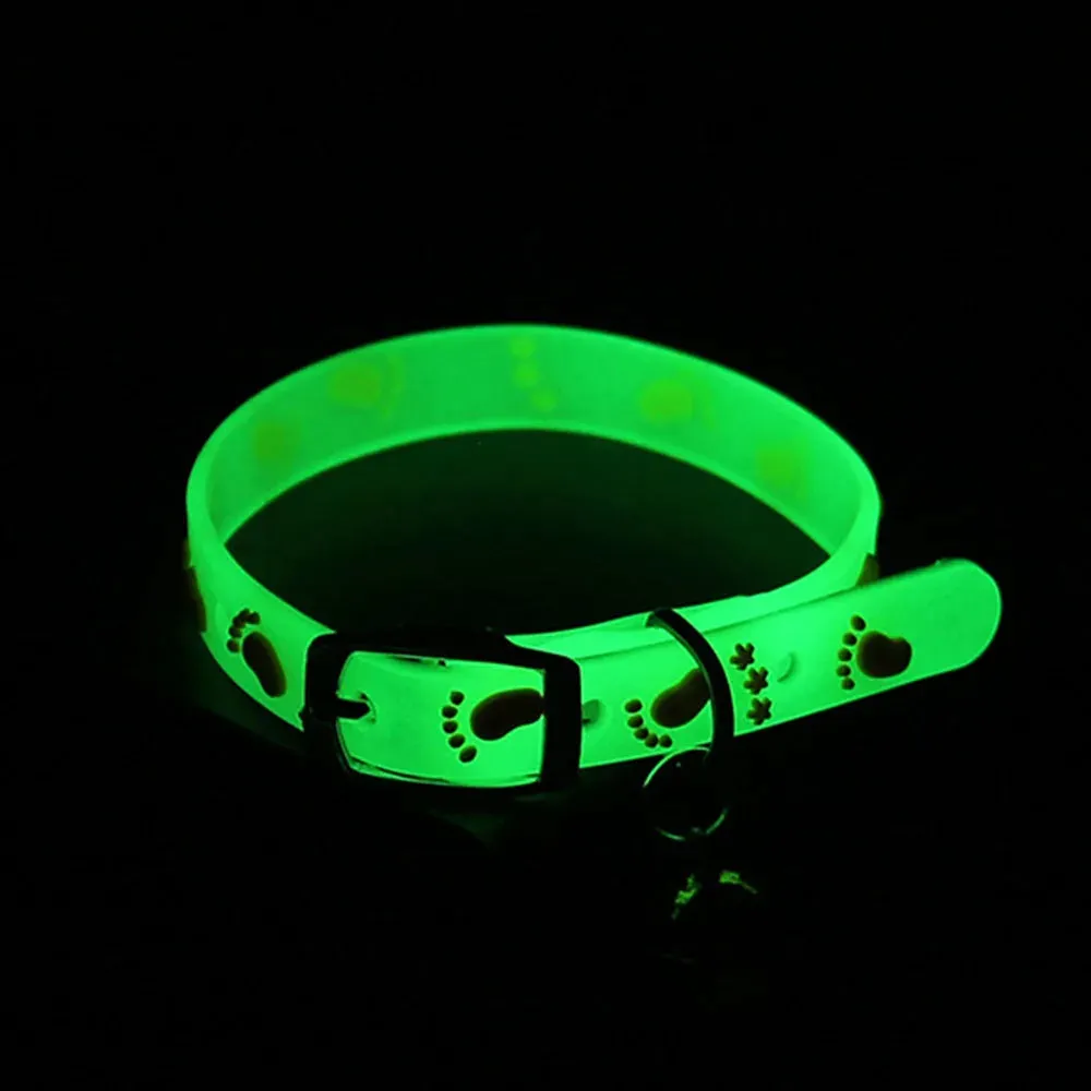 Cat Necklace Glowing Small Dog Cat Collar Anti-Loss Fluorescent Silicone Cat Bell Collar