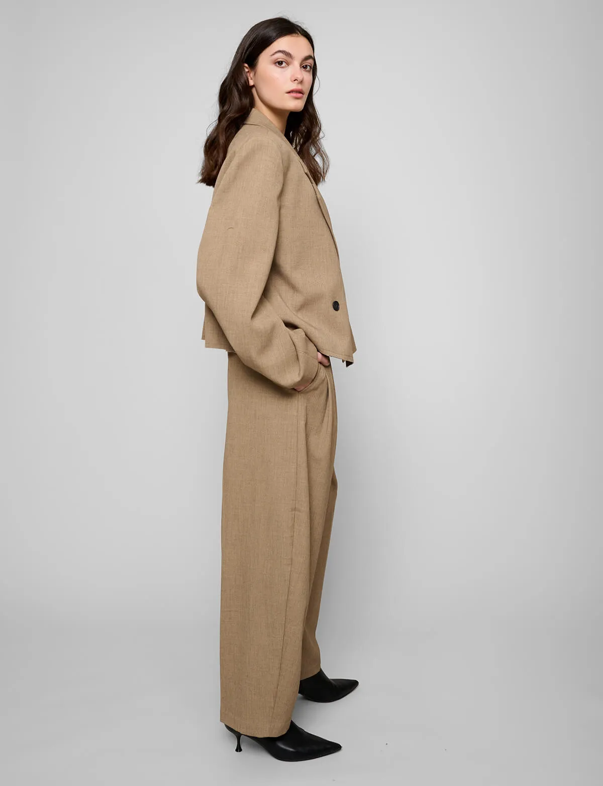 Dani Cropped Boxy Blazer in Brown-BESTSELLER