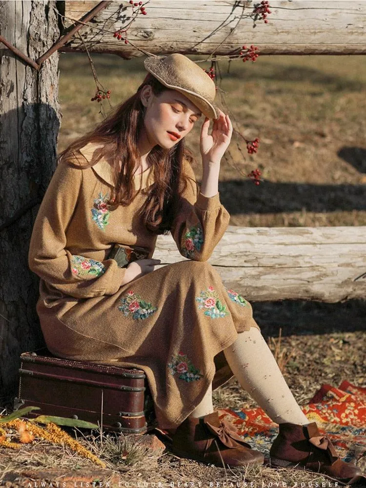 Elsie Vintage Retro Rose Embroidery Golden Thread Knitted Dress