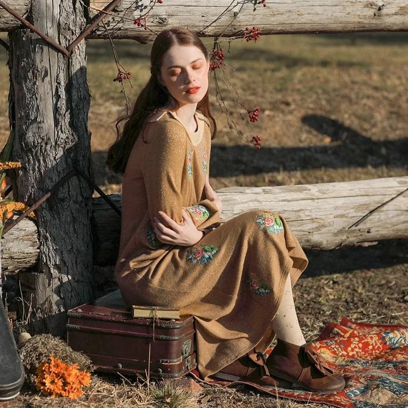 Elsie Vintage Retro Rose Embroidery Golden Thread Knitted Dress