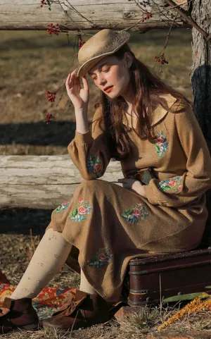 Elsie Vintage Retro Rose Embroidery Golden Thread Knitted Dress