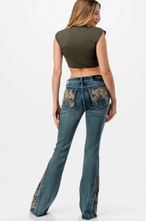 Embroidered Side Panel & Back Pocket Jeans