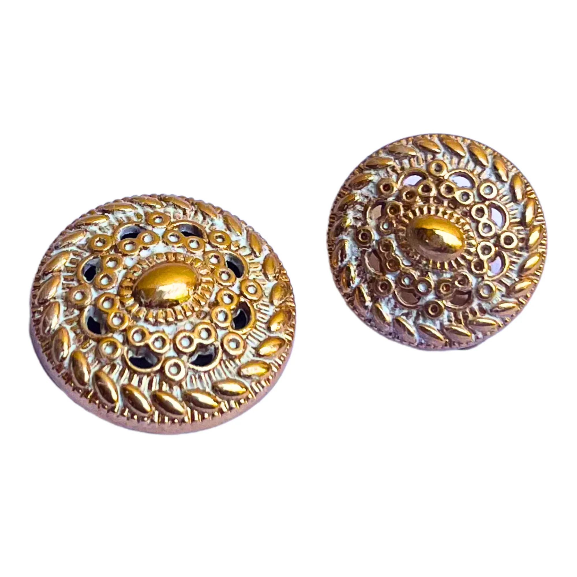 Golden White Color Round Desginer 1 Hole Metal Buttons
