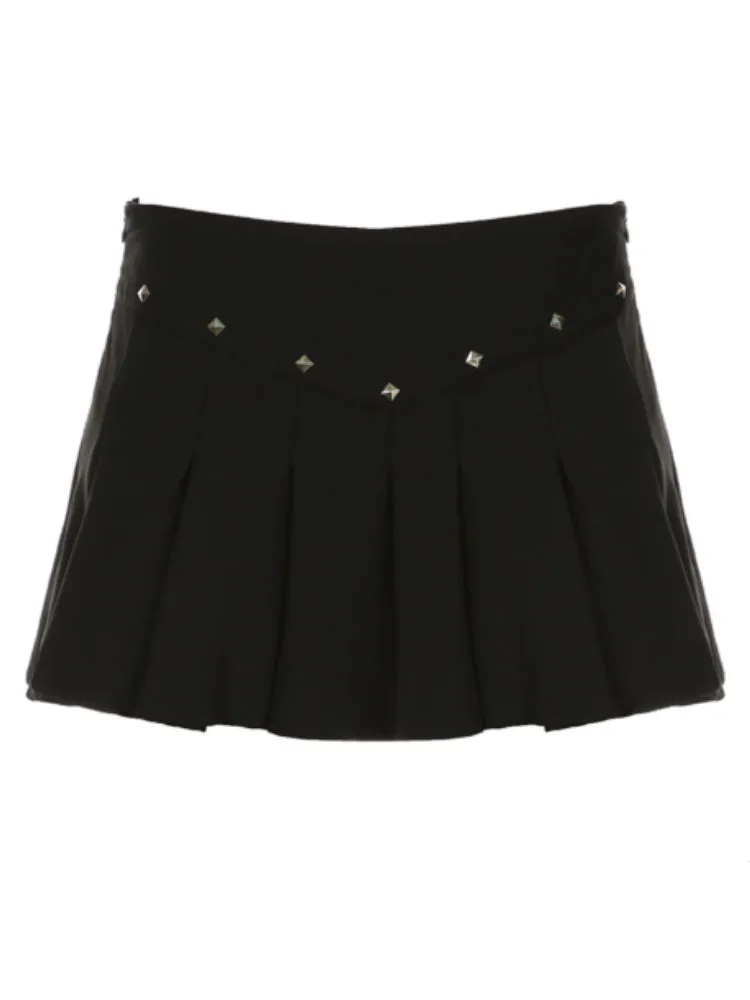 Gothic Black Low Waist Rivet  Pleated Skirt