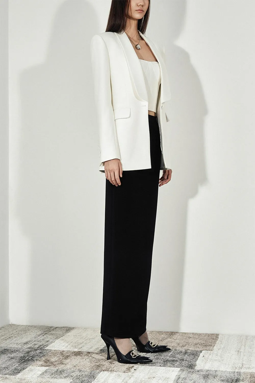 Gwen Sheath Shawl Lapel Silk Wool Blazer