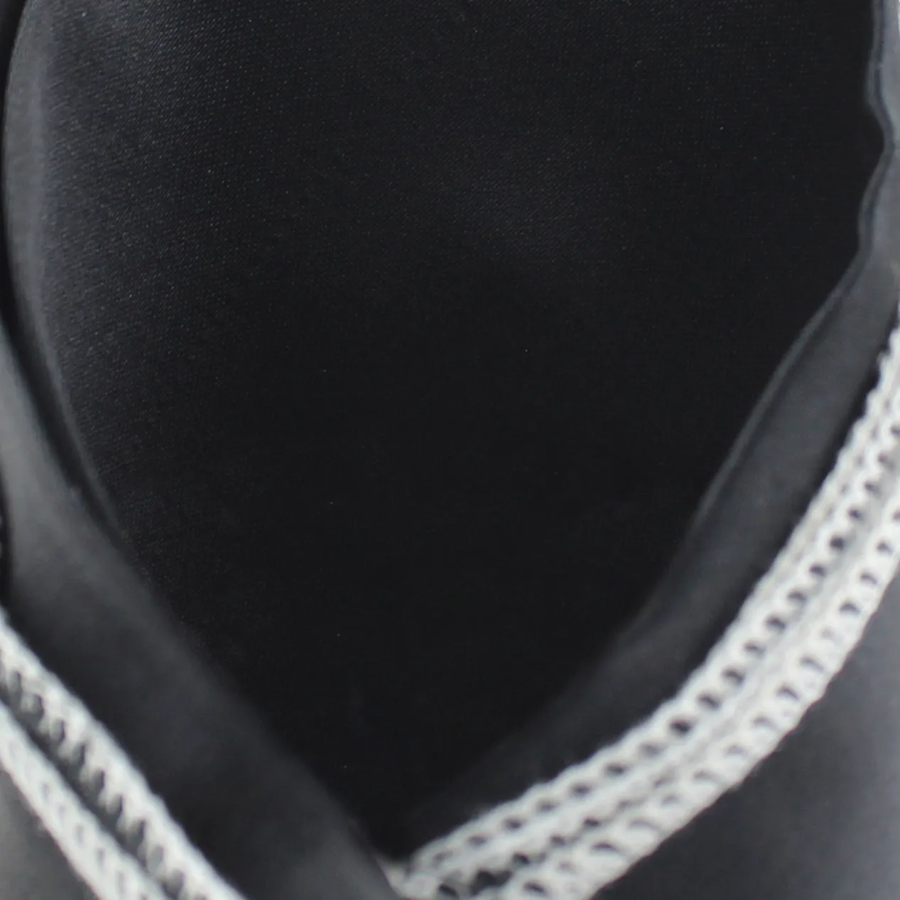 Kavove Black Solid Pocket Square For Men