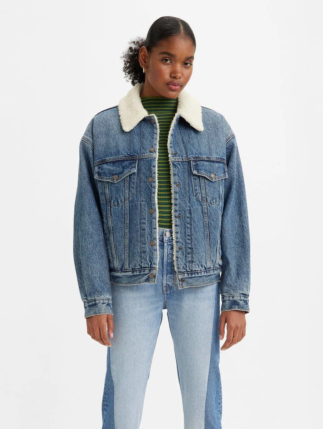 LEVI'S® WOMEN'S '90S SHERPA TRUCKER JACKET