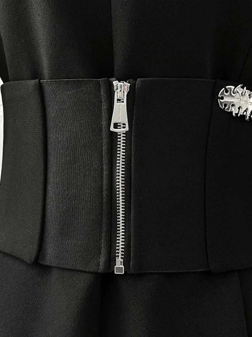 MAIKANE Blazer Dress w Chain