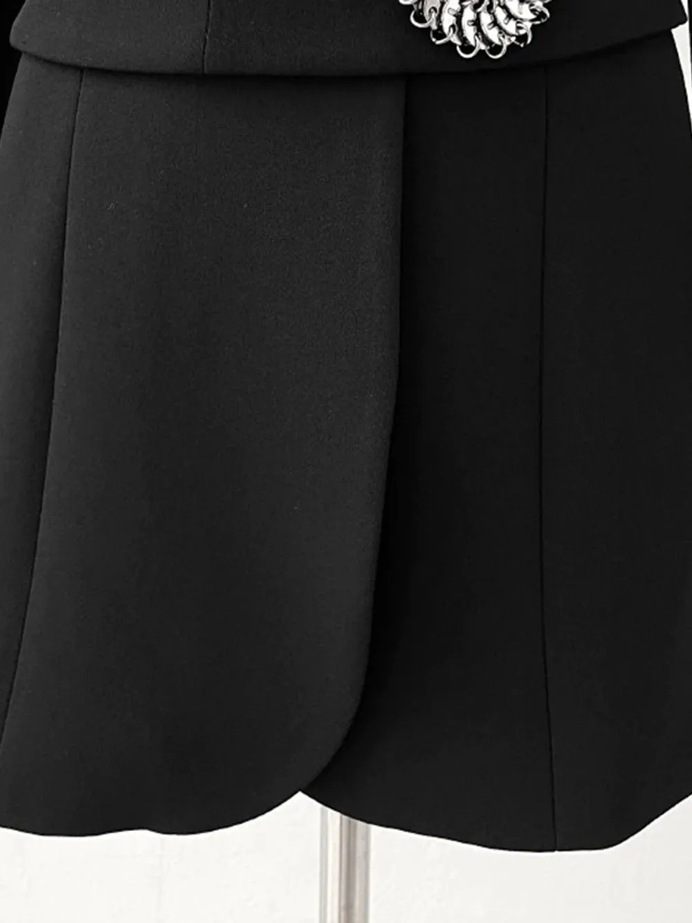 MAIKANE Blazer Dress w Chain