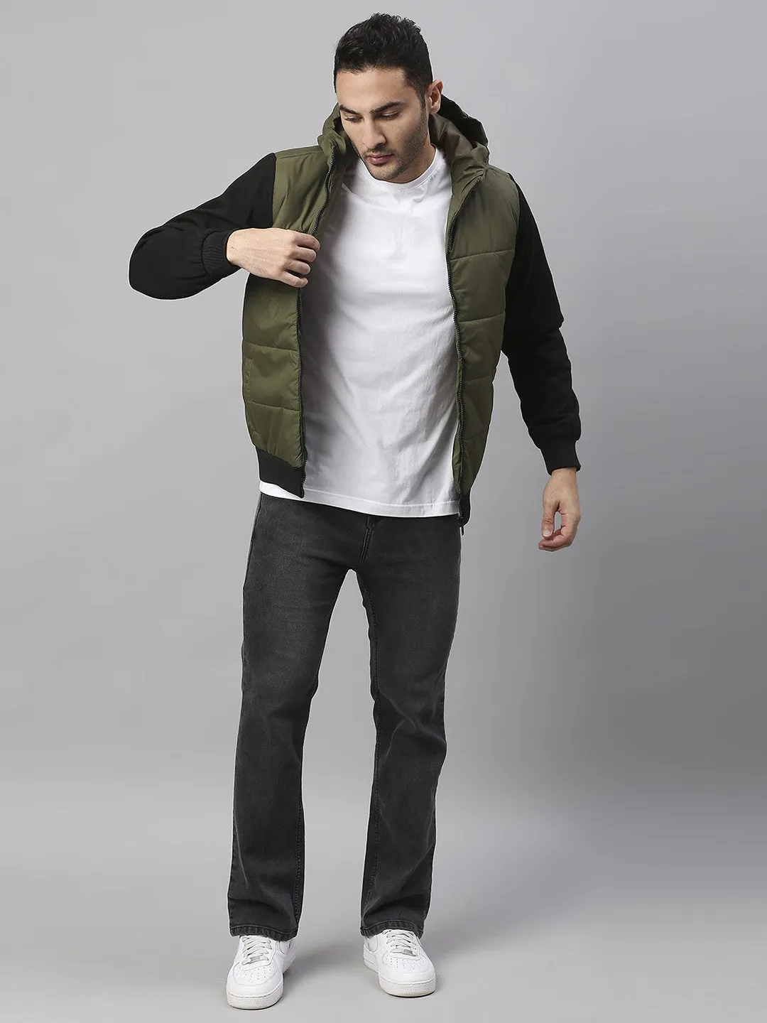 Mens Sleeveless Jacket - Lightweight Casual Winterwear  (Olive)