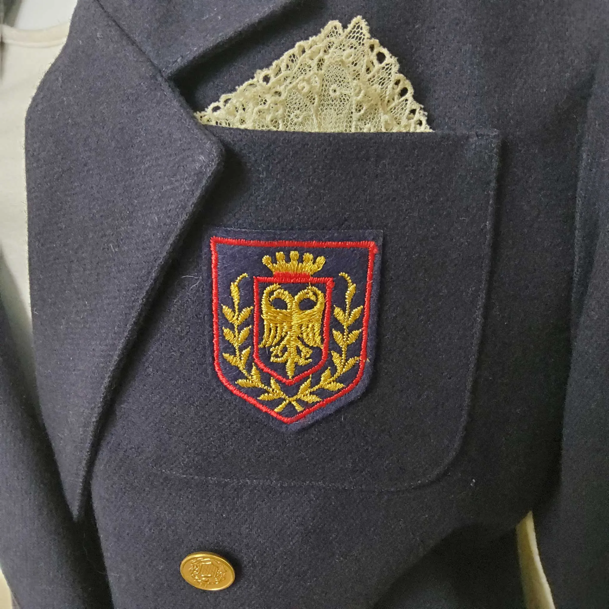 Pepper Tree Purple Blazer with Emblazoned Crest, Women's Size 10