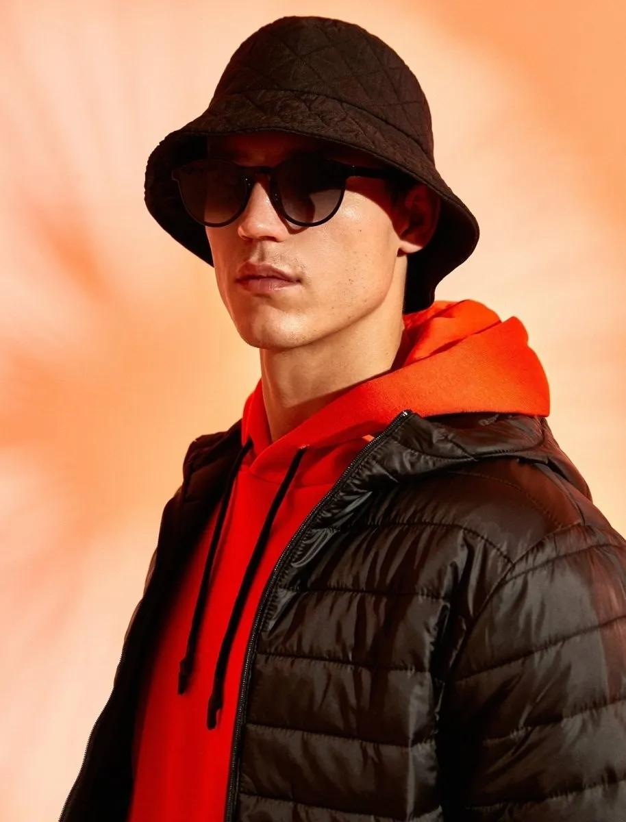 Puffer Jacket with Hood in Black
