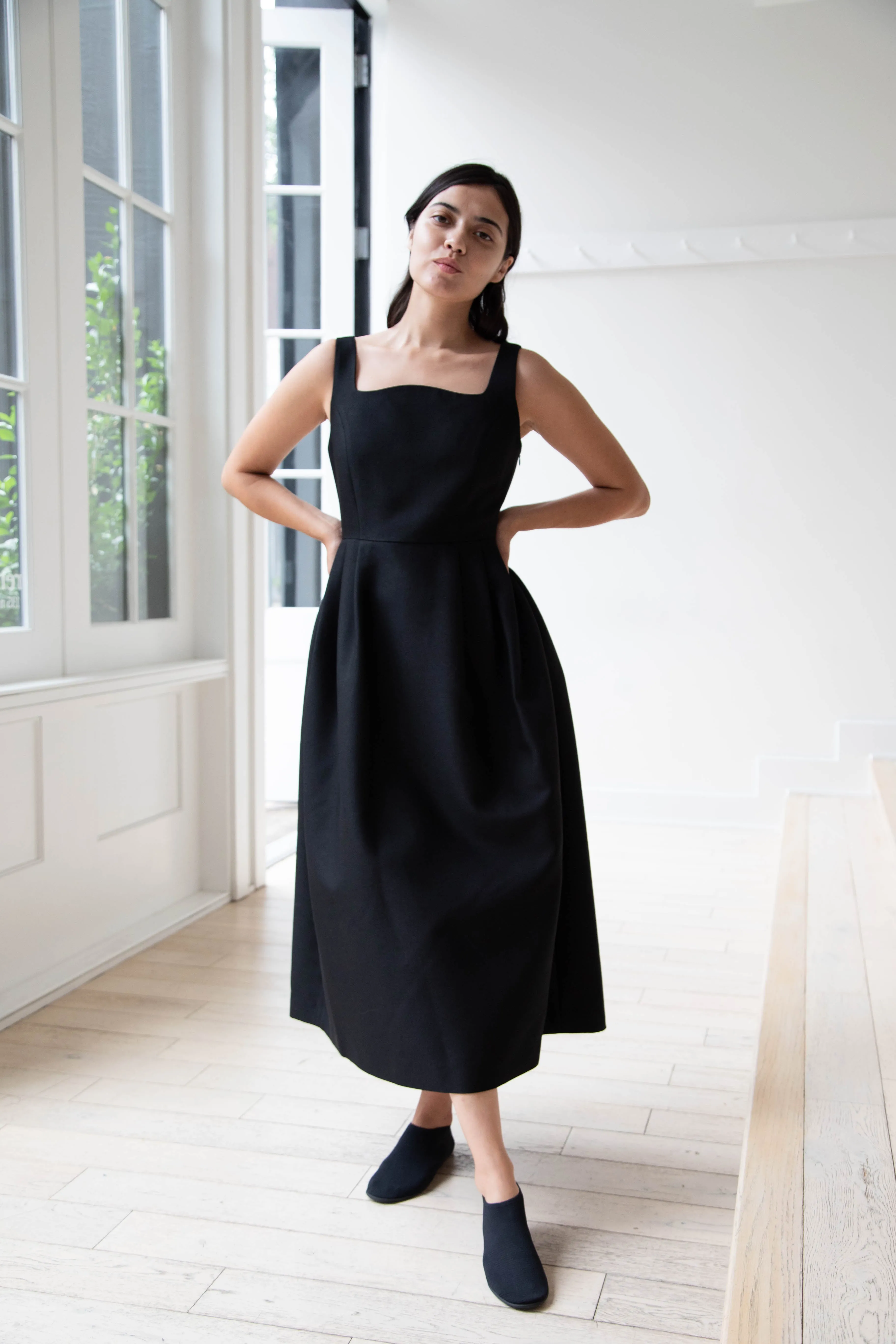Sandbeige | Hepburn Dress in Black