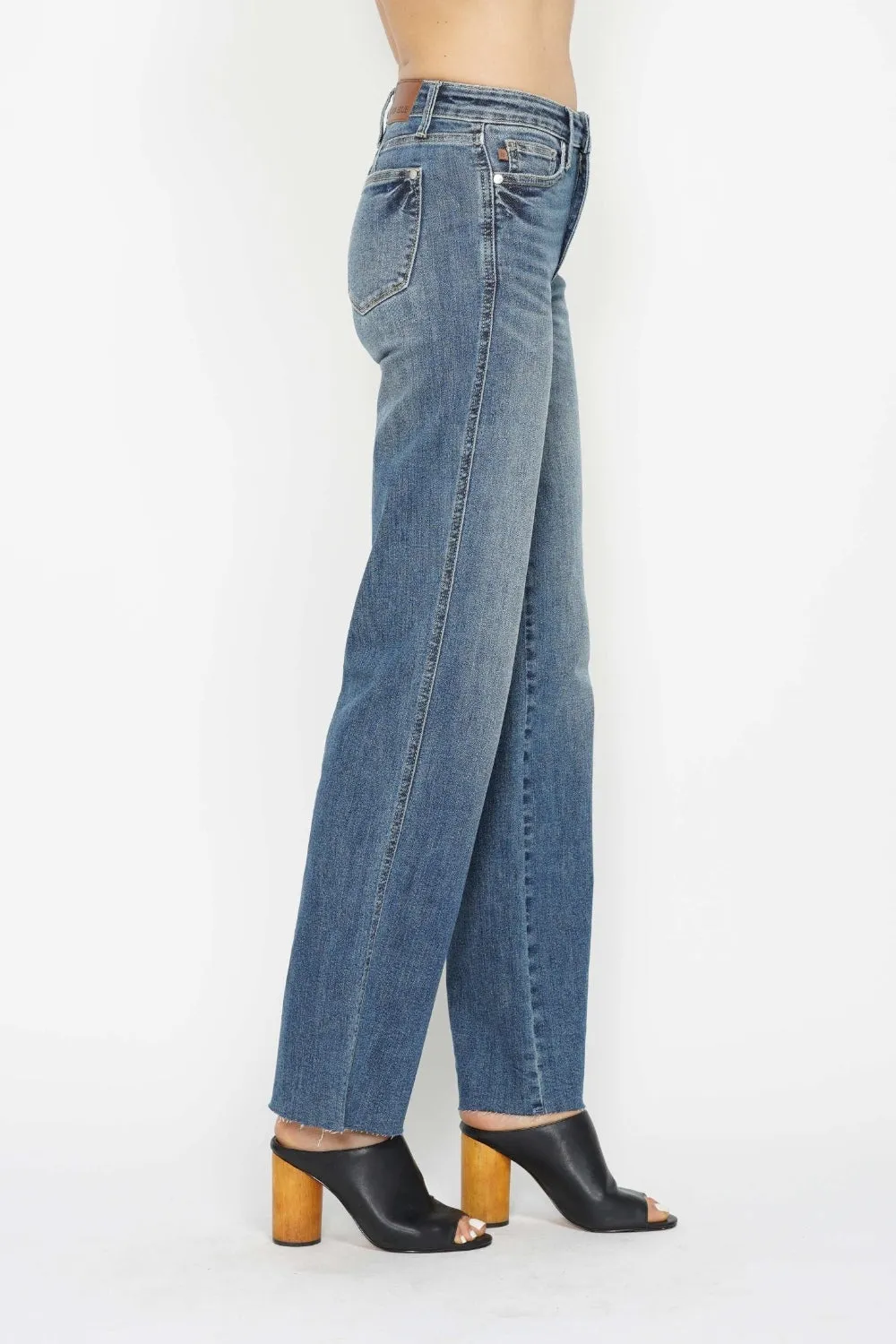 Sleek Confidence: Judy Blue Tummy Control Straight Jeans