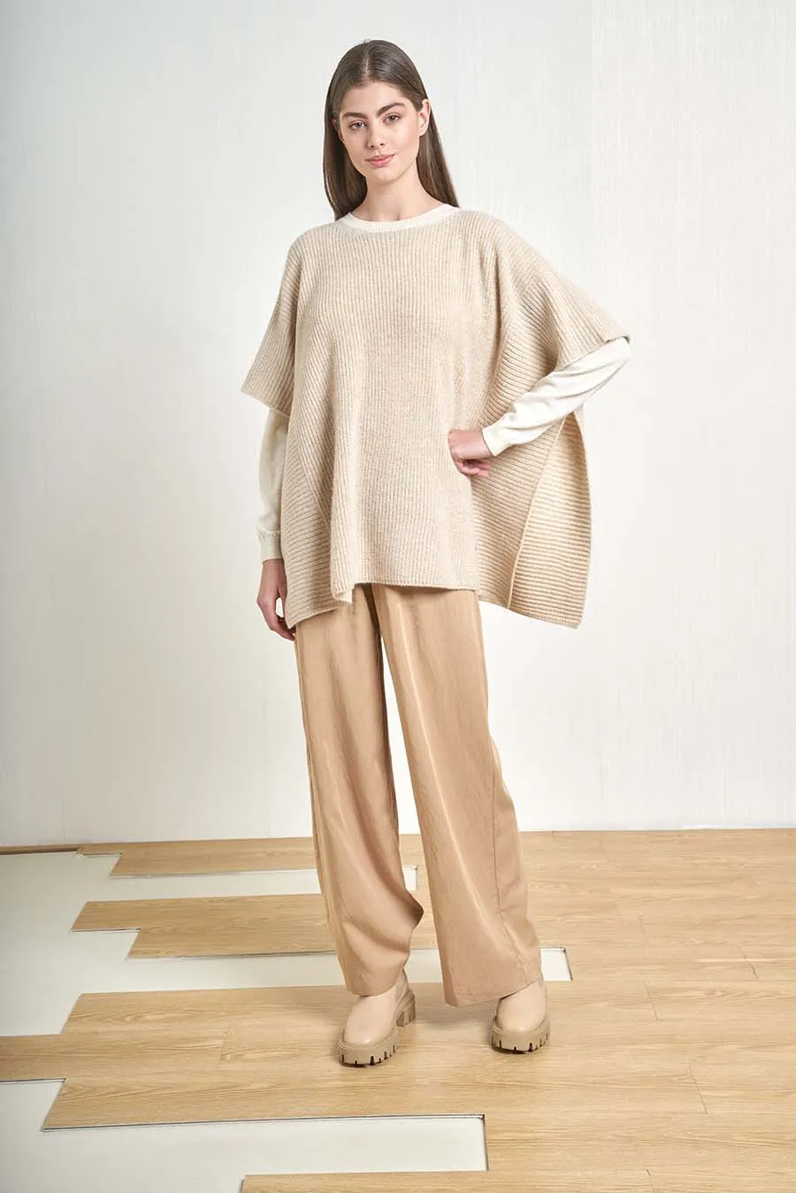 Umpala Poncho Baby Alpaca Color Mastic
