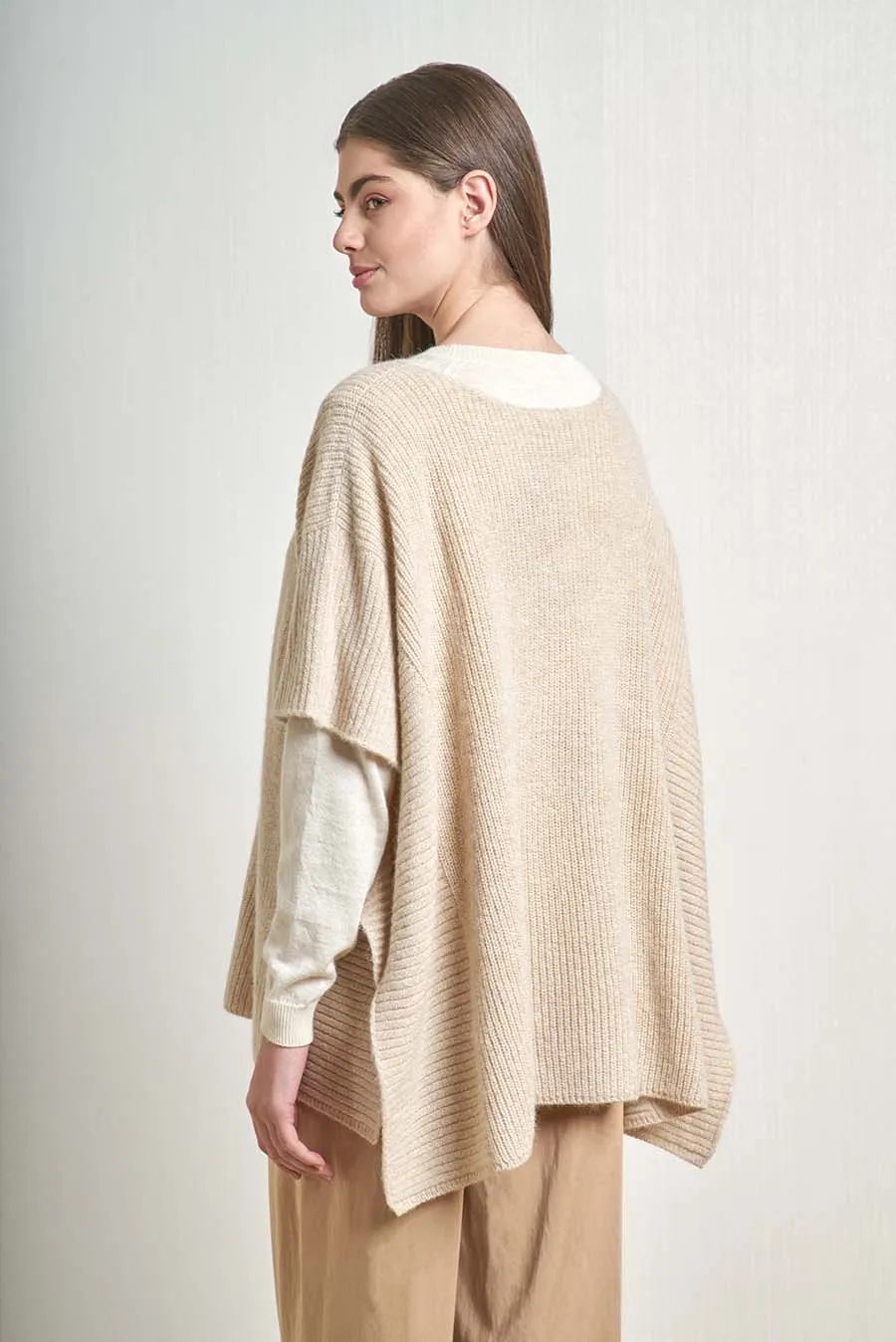 Umpala Poncho Baby Alpaca Color Mastic