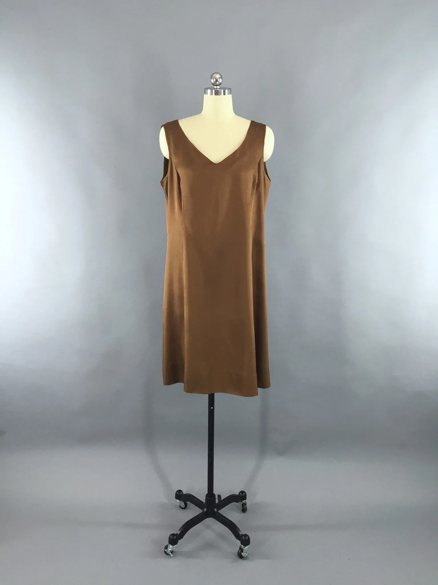 Vintage 1960s Lace Dress / Mink Fur Collar