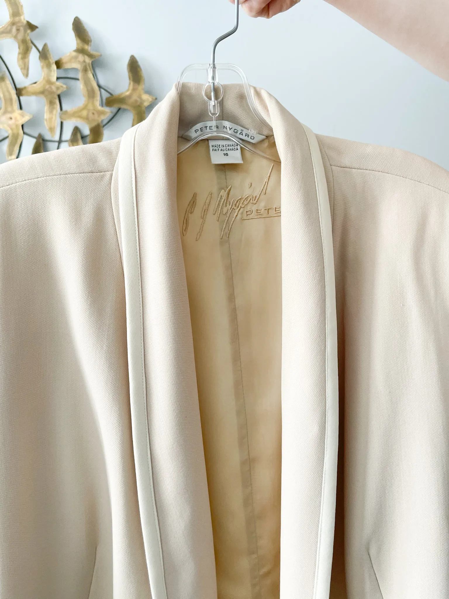 Vintage Peter Nygard 100% Wool Long Beige Blazer  - Size 16