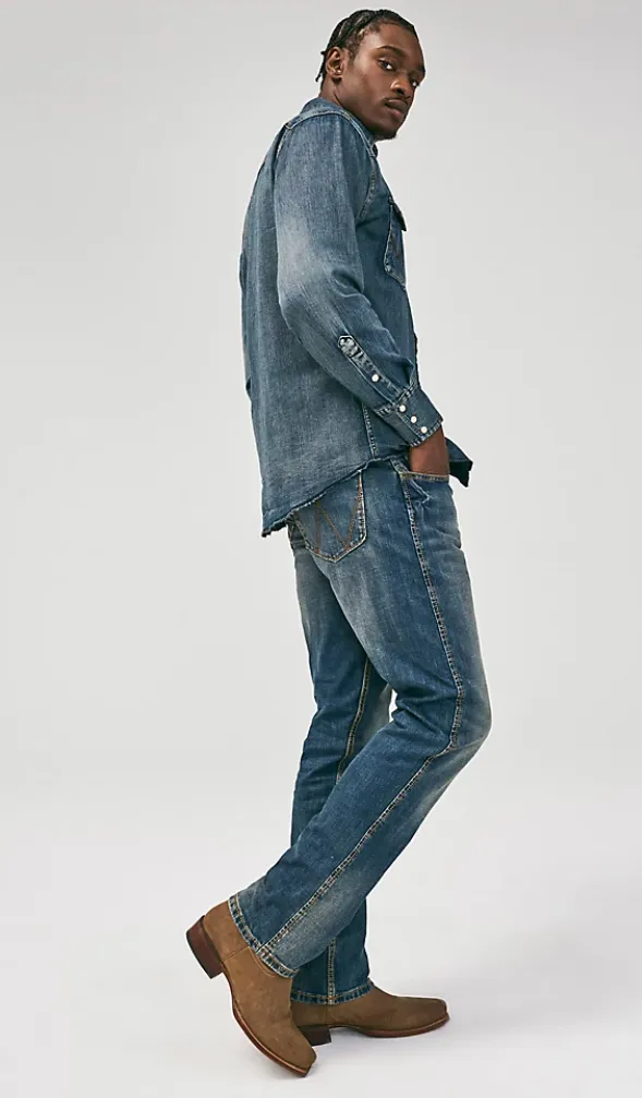 WRANGLER MENS RETRO SLIM FIT STRAIGHT LEG JEAN IN BOZEMAN WLT88BZ