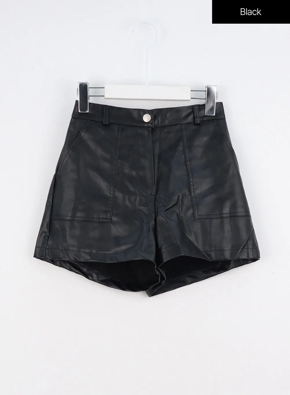 Wrinkled Faux Leather Shorts IO317