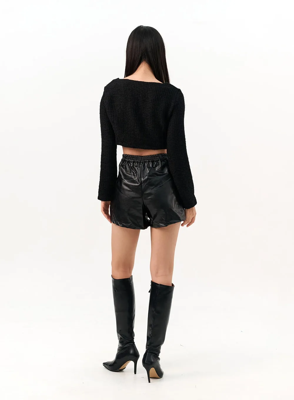 Wrinkled Faux Leather Shorts IO317